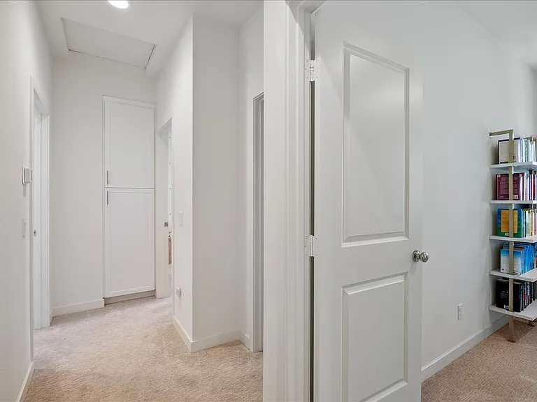 328 Paddle Ct — Photo 20