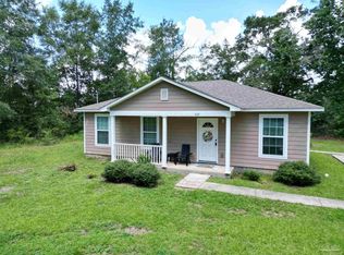 820 Fannie Rd, Century, FL 32535