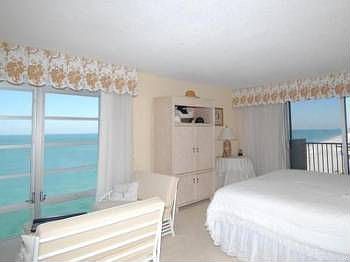 2nd image of 2301 Gulf Of Mexico Dr Unit 111