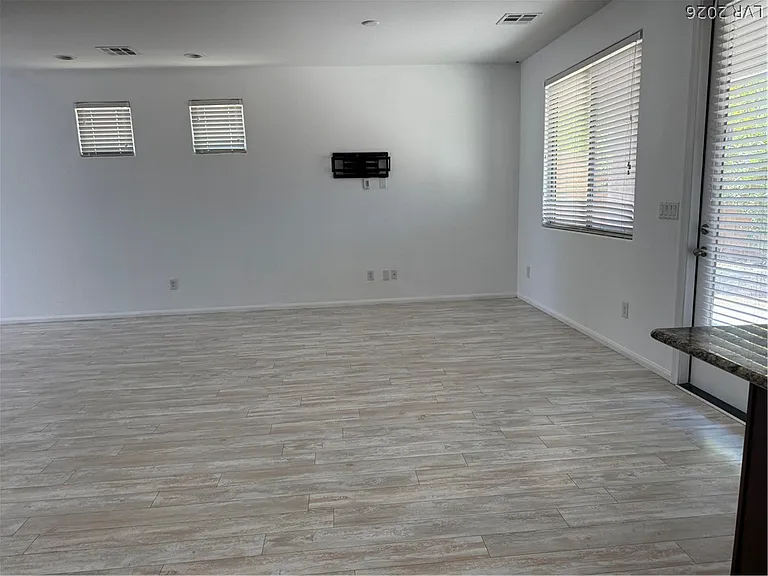 5503 Home St — Photo 6