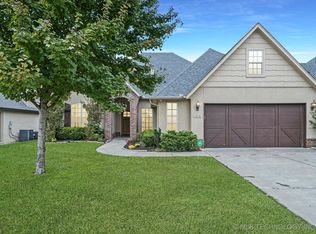 1216 S Laurel Ave, Broken Arrow, OK 74012