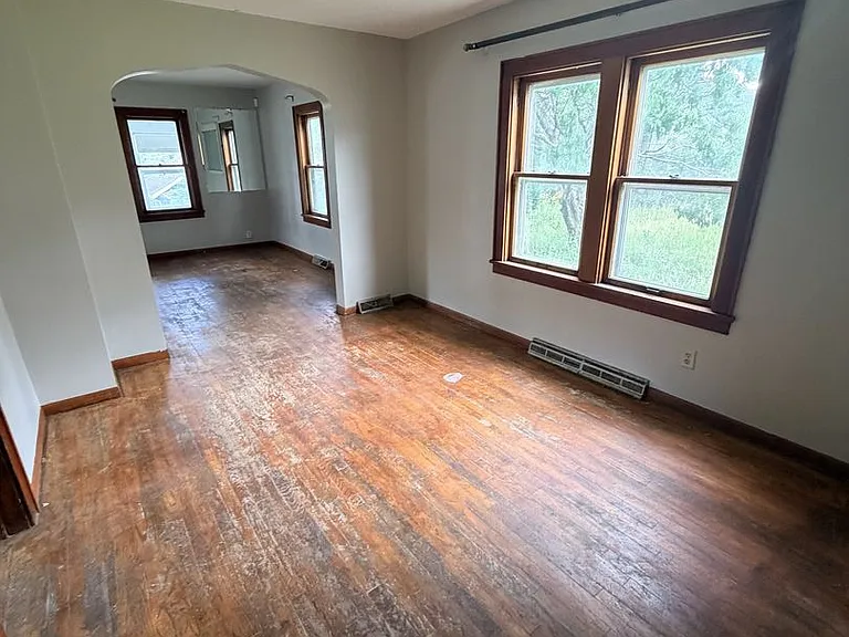 1336 S 25th Ave — Photo 5