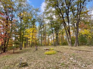 Crystal St, Johannesburg, MI 49751