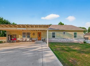 1619 Dolores St, Rosharon, TX 77583