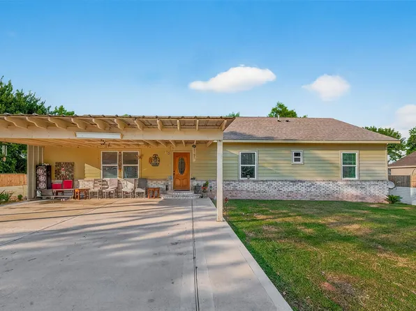 1619 Dolores St, Rosharon, TX 77583