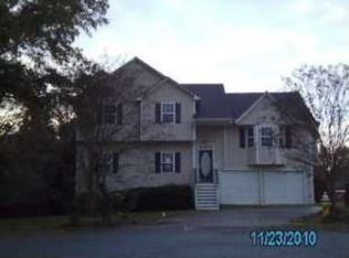 48 Greenhouse Dr, Cartersville, GA 30120