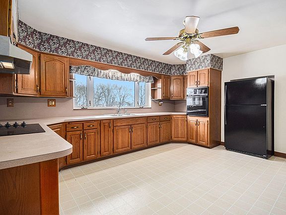 5th image of 28472 State Road 2