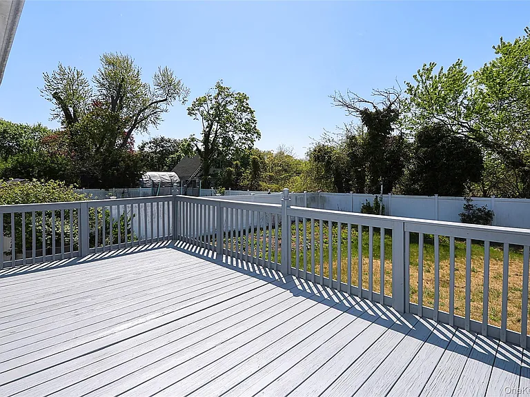 874 Seamans Neck Rd — Photo 29