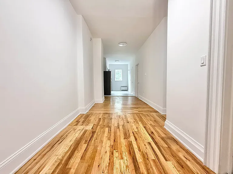 1172 Saint Marks Ave #1R — Photo 9