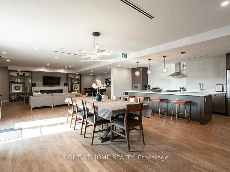 457 Plains Rd E #417 — Photo 11