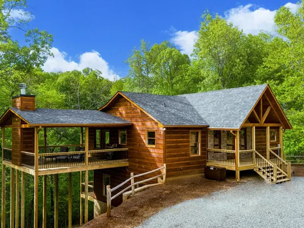 66 Ross Dr, Mineral Bluff, GA 30559