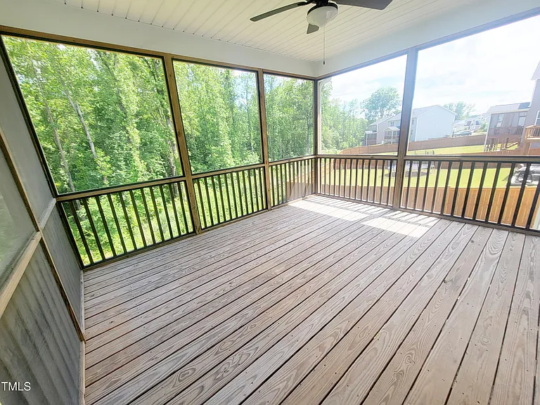 121 Scoville Rd — Photo 81