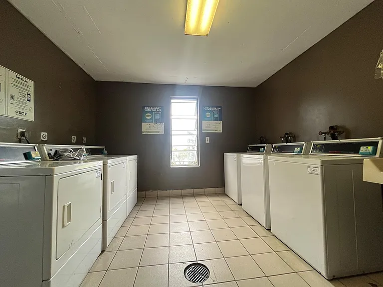 8560 N Sherman Cir #504 — Photo 13