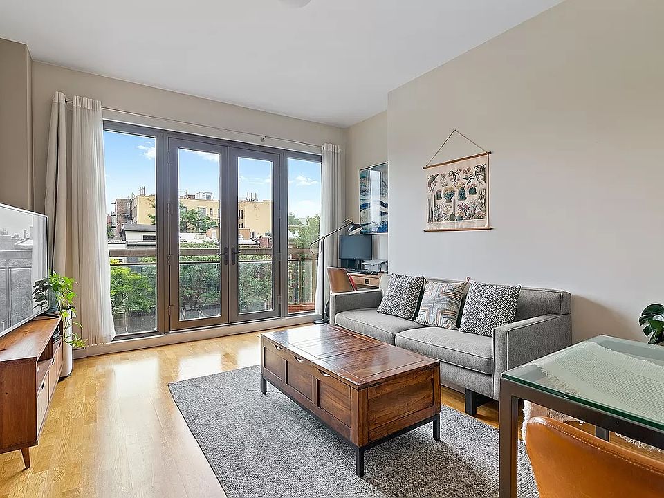 1st image of 500 4th Ave APT 4G