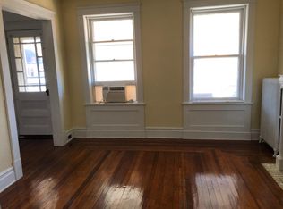 7 Blakley Ct #2, Troy, NY 12180