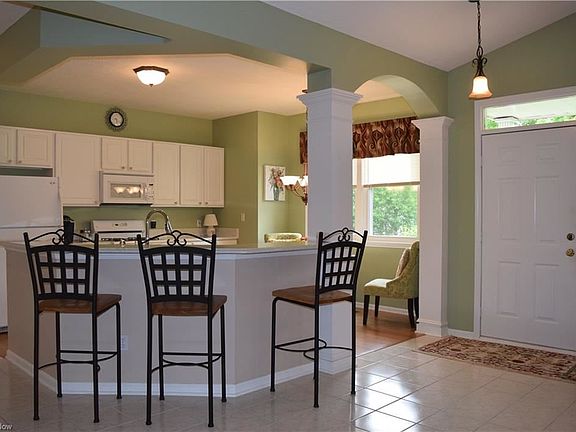 5th image of 2937 Country Club Ln #3