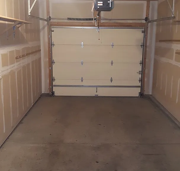 925 Meadows Ave #A — Photo 14