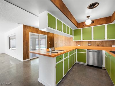 2245 Sombrero Dr, Las Vegas, NV, 89169