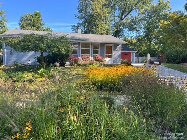 1700 Weldon Blvd, Ann Arbor, MI 48103