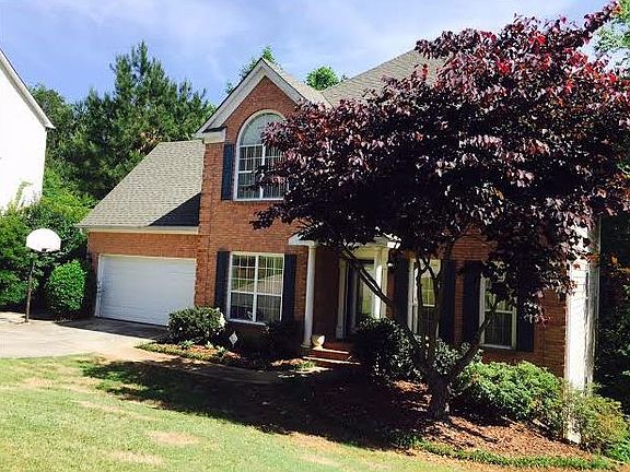 2nd image of 1681 Green Oak Cir