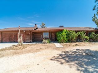 10761 Flora Vista St, Apple Valley, CA 92308