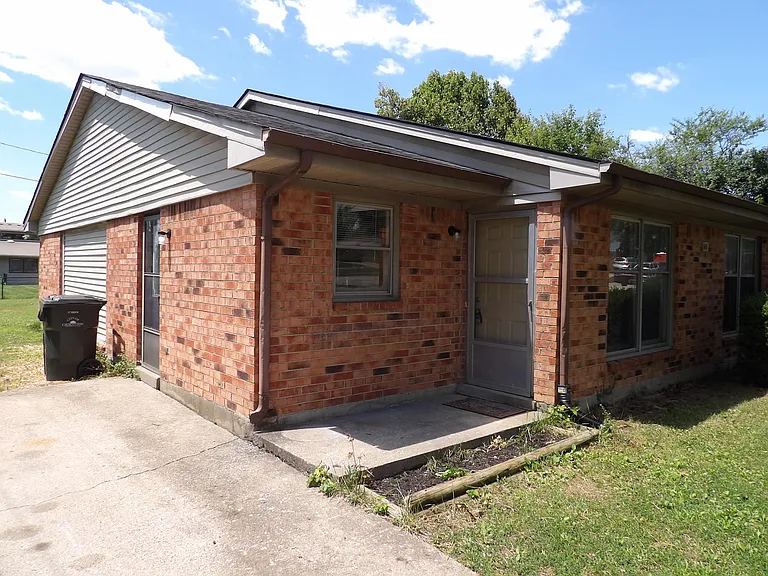 115 Potomac Ct #A — Photo 6