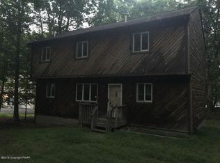 260 Somerset Dr, East Stroudsburg, PA 18301