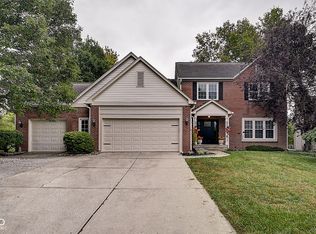 10055 Walthan Way, Fishers, IN 46037