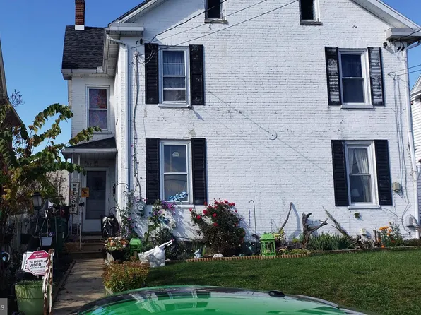 568 S Church St, Waynesboro, PA 17268