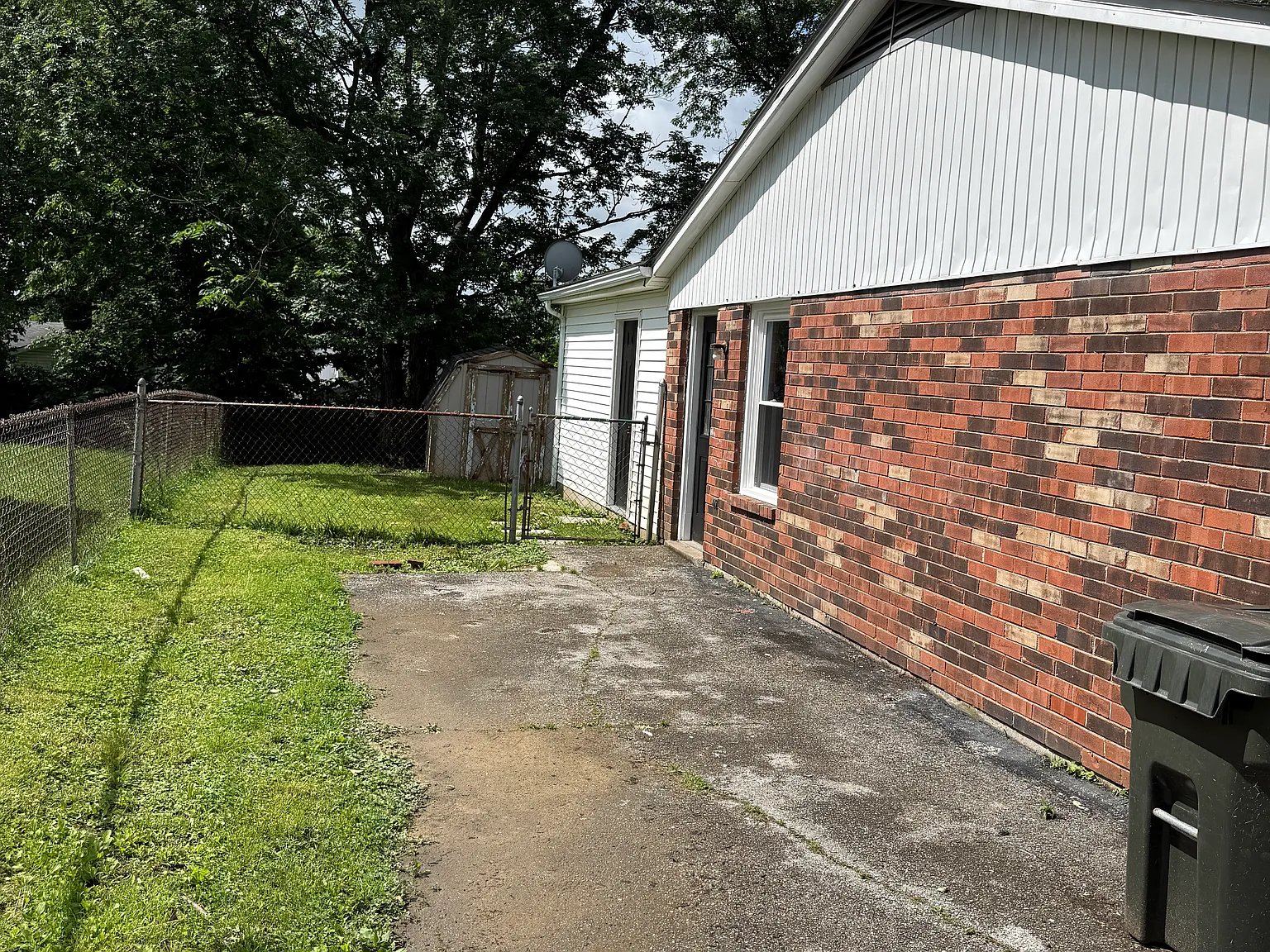 4 bed, 1197 sqft, $1,750 — Photo 2
