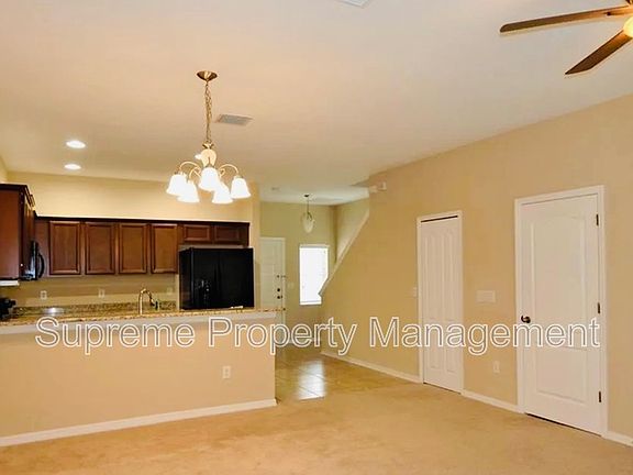 4th image of 6726 Holly Heath Dr