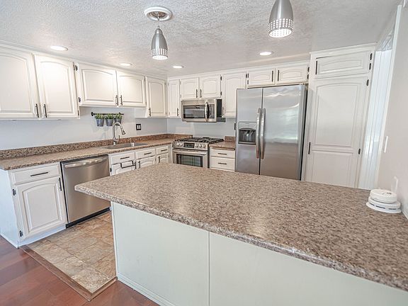 4th image of 27020 Rio Pecos Dr