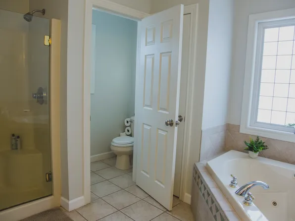 4404 Sundance Cir, Howell, MI 48843
