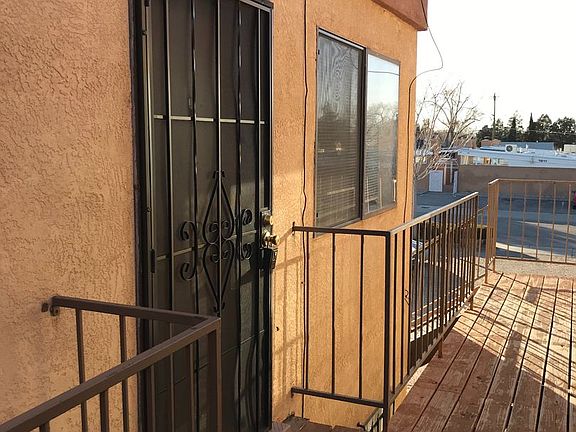 4th image of 1912 Alvarado Dr NE #A-j