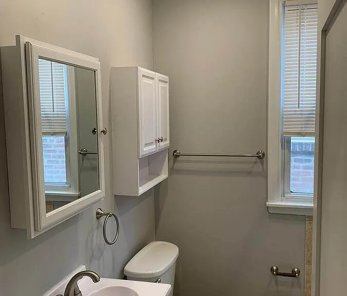 406 W Walnut Ln #2B — Photo 9