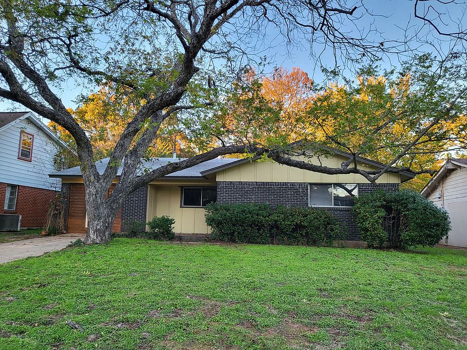 1st image of 1713 Chip Dale Dr N
