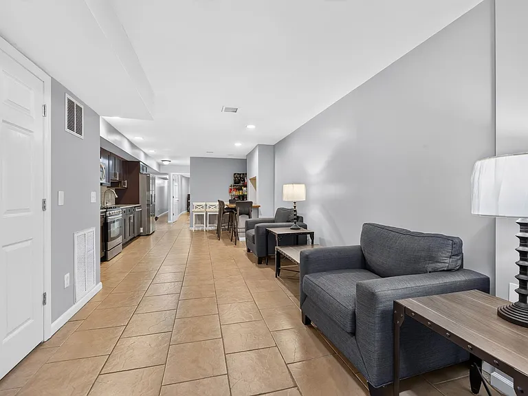 447 Mercer St #1 — Photo 27