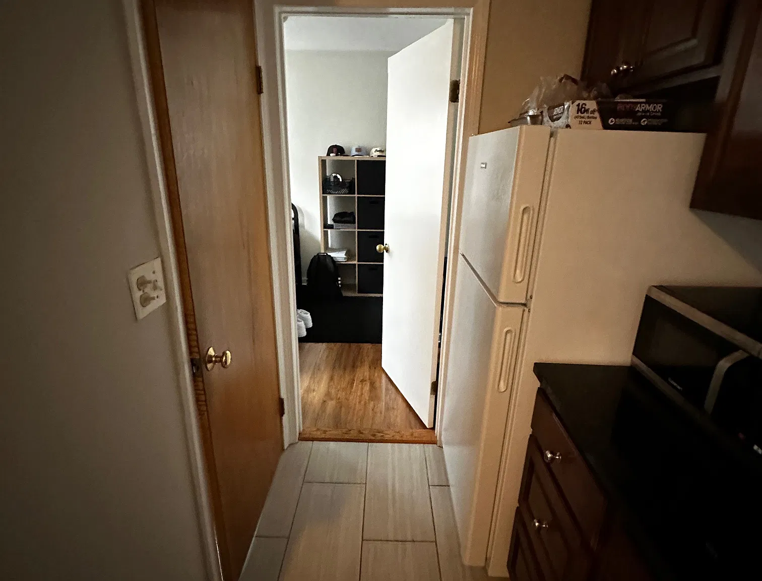 1 bed, 9999 sqft, $2,200 — Photo 1