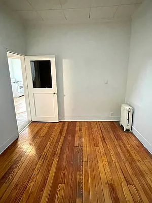 Rented by Amorelli Realty | media 13