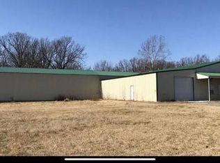 56145 S 584th Rd, Twin Oaks, OK 74368