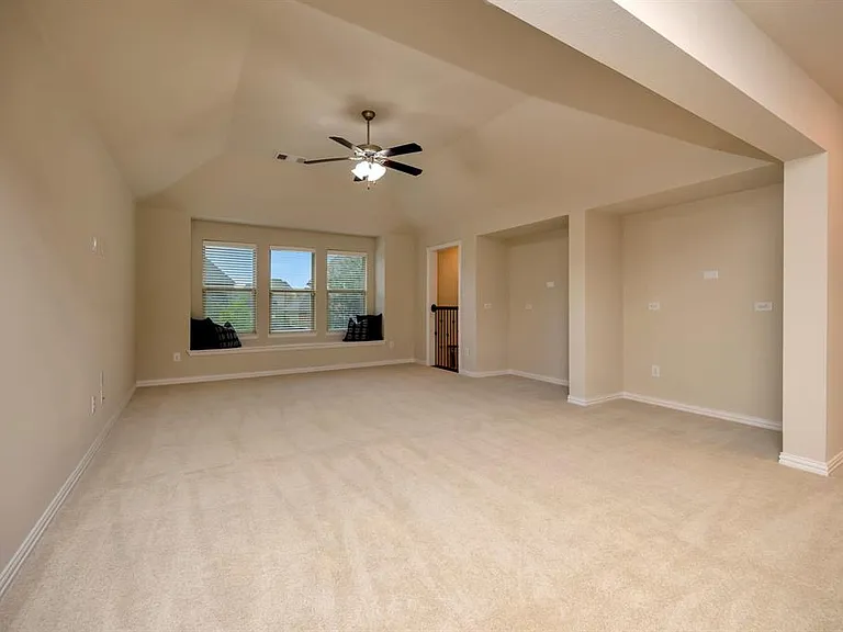 4600 Crossvine Dr — Photo 29