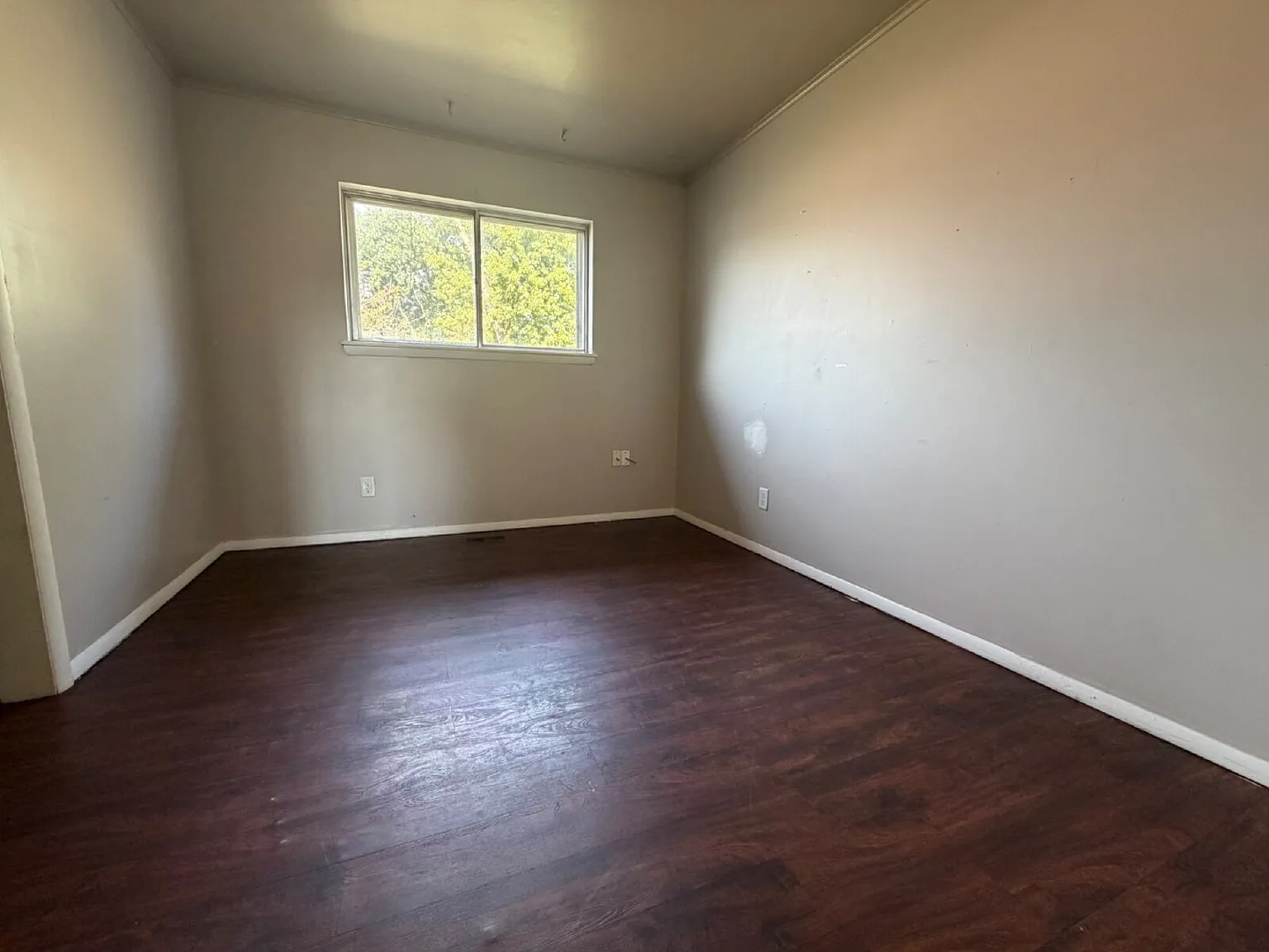 3-Bedroom with 2 Baths in Prime Broken Arrow Location 1,436 Sq. Ft. — Photo 2