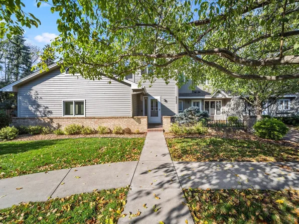8022 W 111th St, Bloomington, MN 55438
