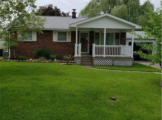 155 S Irwinwood Rd, Lancaster, NY 14086