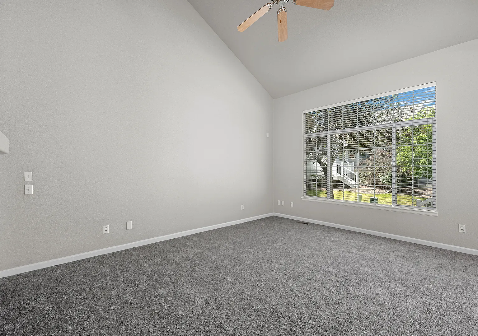 12617 James Point — Photo 4