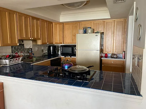 2030 S Ocean Dr #617 Photo 1