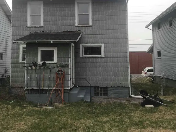 1233 W 20th St, Erie, PA 16502