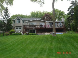 3020 Casco Point Rd, Wayzata, MN 55391