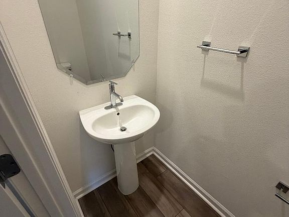 2nd image of 129 Beach Palm Ct