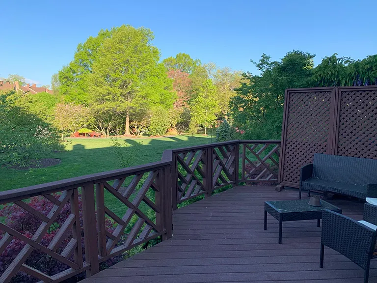 6281 Chaucer View Cir — Photo 2